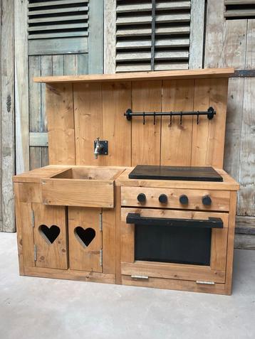 Steigerhouten Speelkeuken Jorg beschikbaar voor biedingen