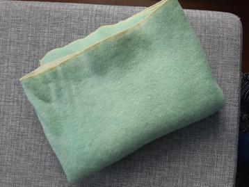Deken wol mintgroen 120x165 cm wollen deken plaid beschikbaar voor biedingen