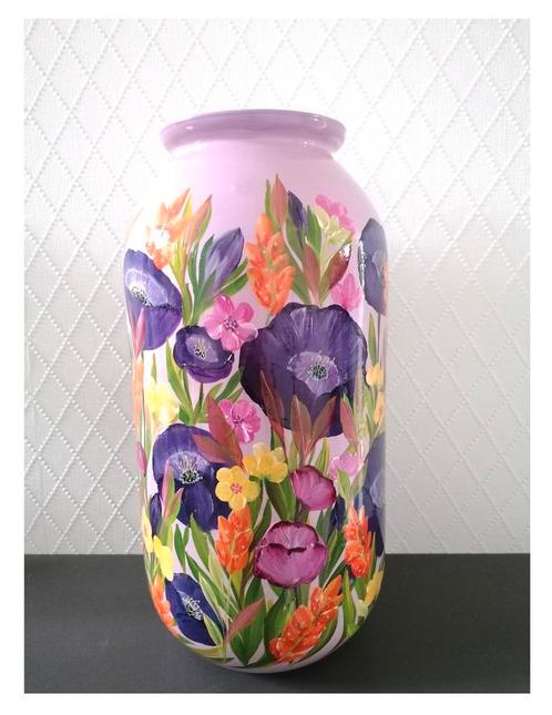 Handgeschilderde Bloemenvaas, Huis en Inrichting, Woonaccessoires | Vazen, Nieuw, Overige kleuren, Minder dan 50 cm, Aardewerk of Porselein