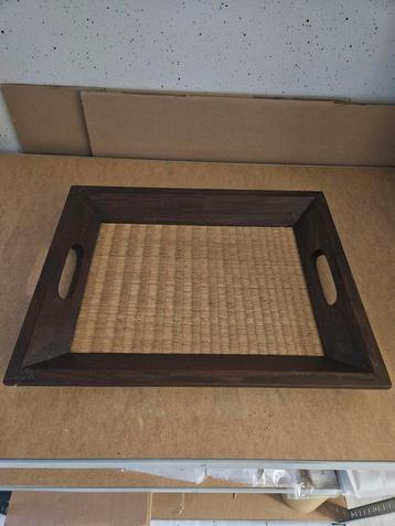 Houten dienblad - rotan binnenkant - Dienbladen beschikbaar voor biedingen