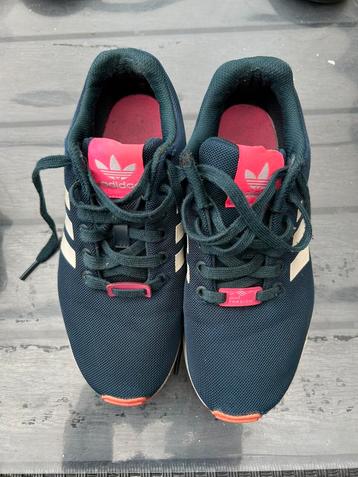 Adidas loop schoenen maat 38 beschikbaar voor biedingen