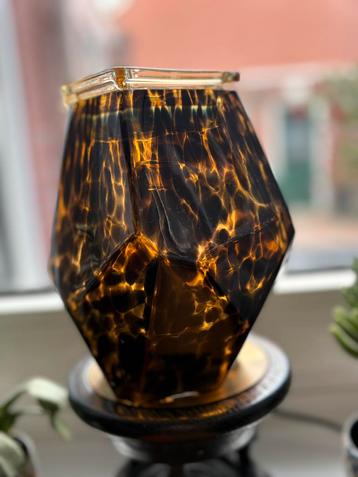 Scentsy warmer “Tiger Jasper” beschikbaar voor biedingen
