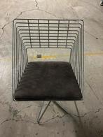 Verner pantone cube wire chair (draai stoel), Huis en Inrichting, Pantone, Metaal, Zo goed als nieuw, Eén
