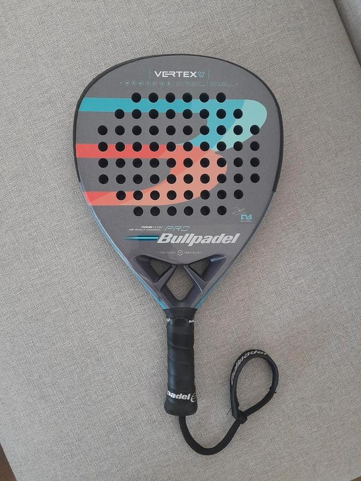 Bullpadel. Padelracket. Vertex 03 W. (The padel specialist), Sport en Fitness, Padel, Gebruikt, Padelracket, Ophalen of Verzenden