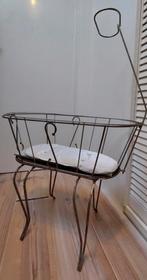 Poppen wiegje ( brocante), Antiek en Kunst, Curiosa en Brocante, Ophalen