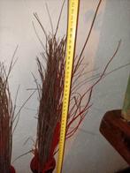 2 rode grote vazen met rechte kunst takken, ., Ophalen of Verzenden, ., Minder dan 50 cm