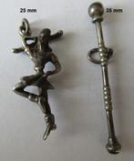 voor de grote of kleine majorette, 2 ketting hangers, Overige materialen, Overige voorstellingen, Ophalen of Verzenden, Zo goed als nieuw