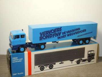 Daf 2800 Truck & Trailer FNV Vervoers Bond - Lion Car 1:50  beschikbaar voor biedingen