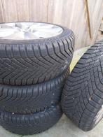 Nieuwe Pirelli winterbanden op velgen 225/45 r17, Auto-onderdelen, Banden en Velgen, Ophalen, Nieuw, 17 inch, Winterbanden