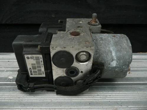 Volvo V40 S40 ABS Pomp 0265216469 30857585, Auto-onderdelen, Remmen en Aandrijving, Volvo, Gebruikt, Ophalen of Verzenden