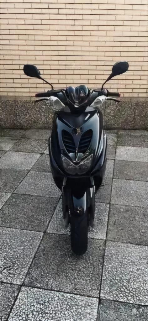 Yamaha Aerox 2takt, Fietsen en Brommers, Scooters | Yamaha, Zo goed als nieuw, Aerox, Maximaal 45 km/u, Tweetakt, Ophalen