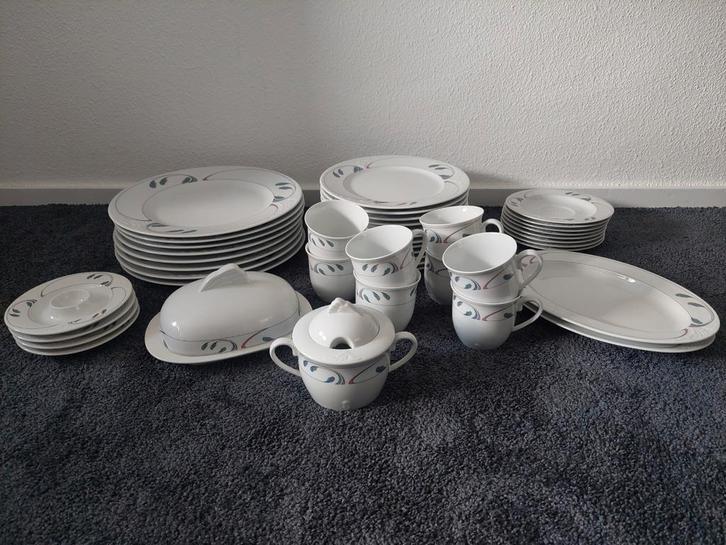 Porseleinen Serviesset Friesland Porzellan. Zeer nette staat, Antiek en Kunst, Antiek | Servies compleet, Ophalen