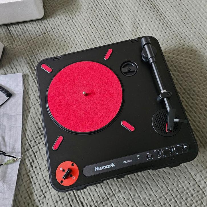 Numark PT01 Scratch, Muziek en Instrumenten, Dj-sets en Draaitafels, Zo goed als nieuw, Draaitafel, Numark, Ophalen of Verzenden