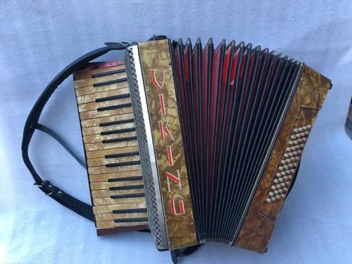 Vintage Viking Accordeon, Muziek en Instrumenten, Accordeons, Gebruikt, 120-bas, Overige merken, Ophalen of Verzenden