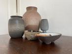 Jaap Ravelli set vintage keramiek, 3 vazen en 2 asbakken, Antiek en Kunst, Ophalen of Verzenden