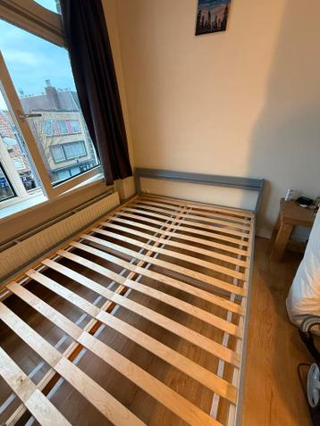 IKEA Bedframe 140x200 cm - Ophalen voor 1 Januari - afbeelding 10