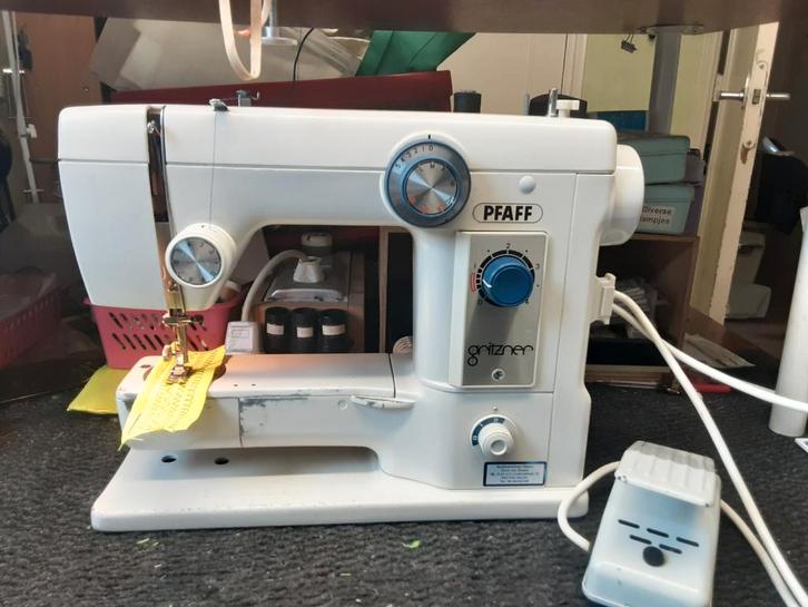 PFAFF/GRITZNER NAAIMACHINE, Hobby en Vrije tijd, Naaimachines en Toebehoren, Gebruikt, Naaimachine, Pfaff, Ophalen of Verzenden