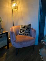 Roze velvet kuipstoel met zwarte pootjes, Ophalen, Overige kleuren, Zo goed als nieuw, Eén