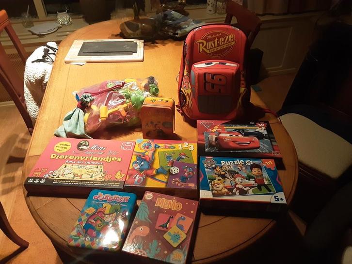 SPEELGOED DIVERSEN SPELLETJES  PUZZELS  KNIKKERBAAN, Kinderen en Baby's, Speelgoed | Educatief en Creatief, Zo goed als nieuw