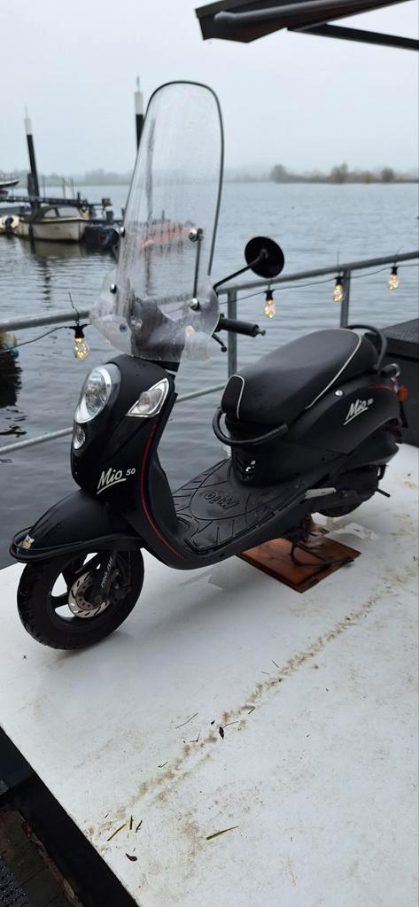 Sym Mio 2016 45km, Fietsen en Brommers, Scooters | SYM, Gebruikt, Mio, Maximaal 45 km/u, Benzine, Ophalen