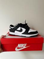 Nike dunk low “Black and white”, Nieuw, Sneakers of Gympen, Nike, Zwart