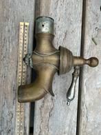 Oude Grote koperen kraan, Antiek en Kunst, Antiek | Koper en Brons, Ophalen of Verzenden