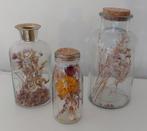Glazen Flessen met Gedroogde Bloemen - Set van 3, Ophalen of Verzenden, Gebruikt