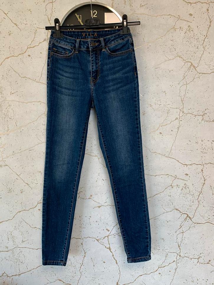 Vila Skinny Jeans spijkerbroeken maat xs of 164, Kleding | Dames, Spijkerbroeken en Jeans, Zo goed als nieuw, W27 (confectie 34) of kleiner