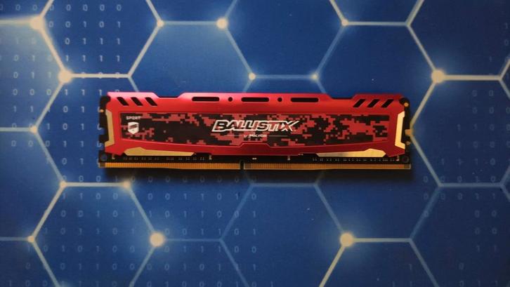 1x8GB DDR4 Crucial Ballistix sport, 2400MHz, Computers en Software, RAM geheugen, Zo goed als nieuw, Desktop, 8 GB, DDR4, Ophalen of Verzenden
