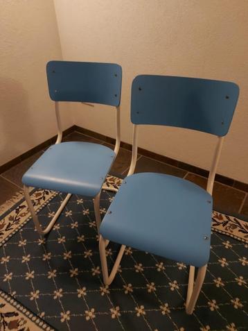 Retro Stoelen beschikbaar voor biedingen