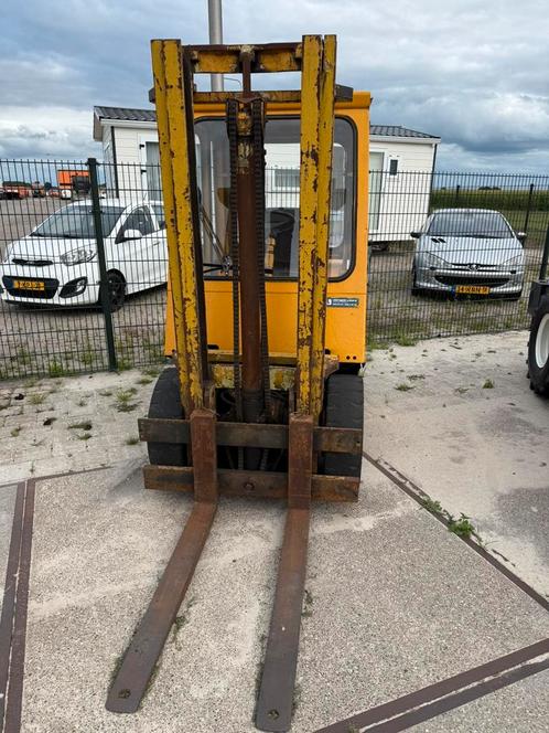 1,5 tons diesel heftruck, Zakelijke goederen, Machines en Bouw | Heftrucks en Intern transport, Heftruck, Diesel, 1000 tot 2000 kg