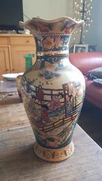 Chinese porseleinen vaas handgeschilderde met bladgoud uniek, Antiek en Kunst, Antiek | Vazen, Ophalen of Verzenden