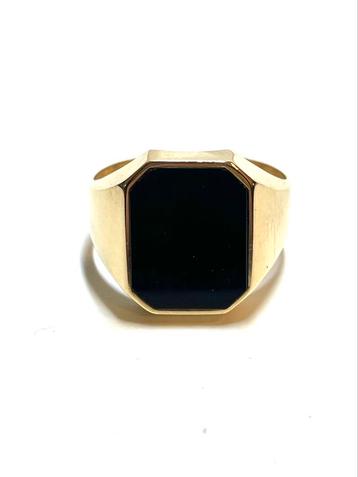 14k gouden zegelring met een onyx beschikbaar voor biedingen