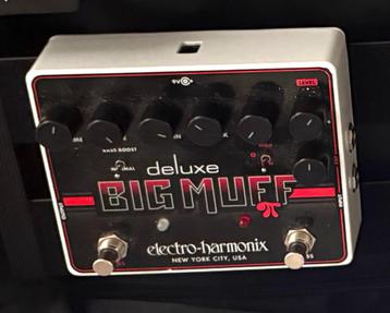 Deluxe Big Muff Fuzz Pedal beschikbaar voor biedingen