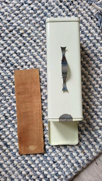 Brabantia retro koekblik met snijplank vintage  beschikbaar voor biedingen