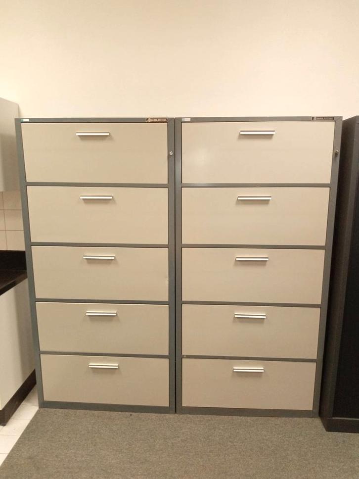 Metalen archiefkast met lades, Huis en Inrichting, Kasten | Roldeurkasten en Archiefkasten, Gebruikt, 25 tot 50 cm, Ophalen