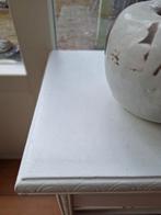 Wit Vintage kastje met 2 lades en een nis, nachtkastje, Gebruikt, Vintage, Ophalen of Verzenden, Nvt
