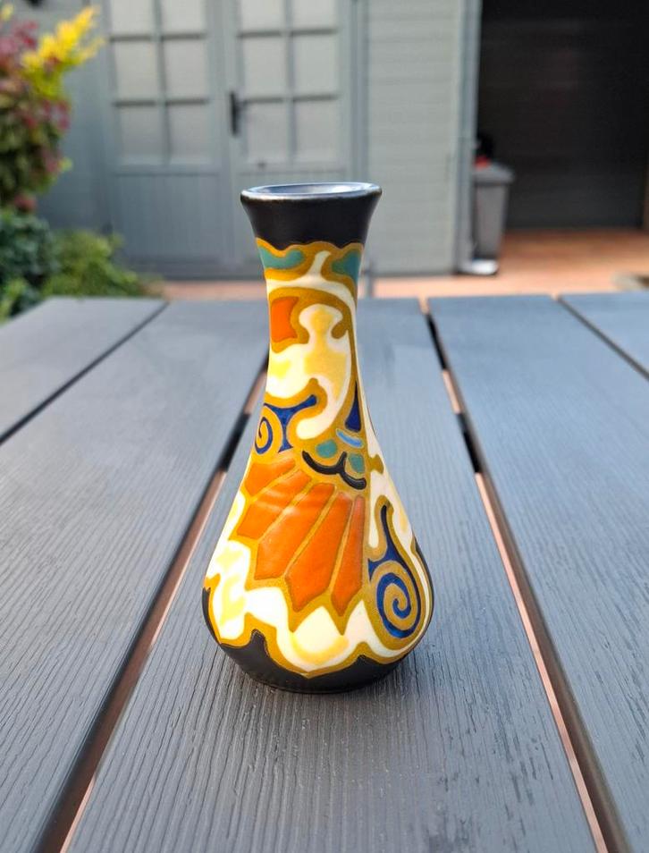 Zeldzaam mooi Gouda plateel Regina Darla vaasje, Antiek en Kunst, Antiek | Keramiek en Aardewerk, Ophalen of Verzenden