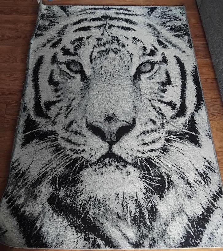 Wit Zwart Tijger Vloerkleed, Huis en Inrichting, Stoffering | Tapijten en Kleden, Gebruikt, 100 tot 150 cm, 150 tot 200 cm, Rechthoekig