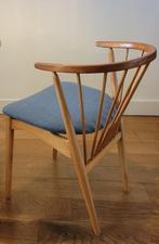 Set van 2 Deense eetkamerstoelen van Helge Sibast, No.6, Huis en Inrichting, Ophalen, Gebruikt, Twee, Bruin