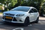 Ford Focus 3 1.6 Ecoboost Titanium/Met Nap, Auto's, Ford, Metallic lak, 4 cilinders, Origineel Nederlands, Handgeschakeld