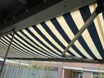 Elektrische luifel van 6 meter bij 2,50 meter, Tuin en Terras, Zonneschermen, Ophalen of Verzenden, Gebruikt, Knikarmscherm