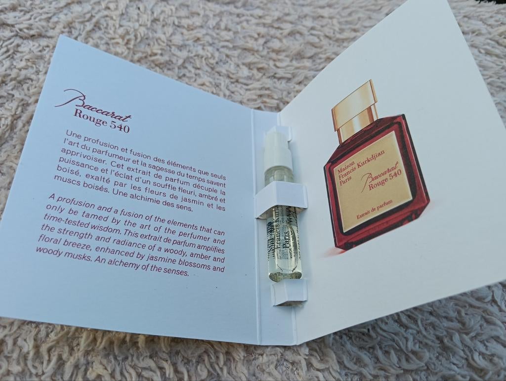 Maison Francis Kurkdjian Baccarat Rouge 540 sample 2ml, Ophalen of Verzenden, Nieuw