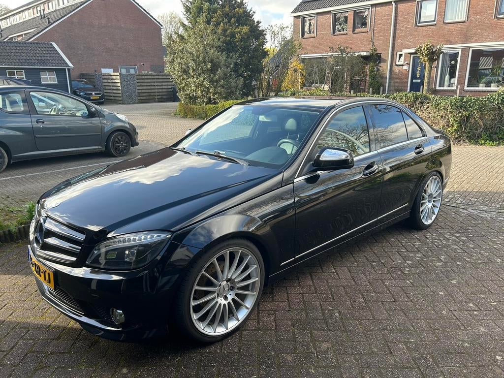 Mercedes-Benz C-Klasse 1.8 C200 Kompressor Sedan 2007 Zwart, 745 kg, Achterwielaandrijving, 1800 kg, Zwart