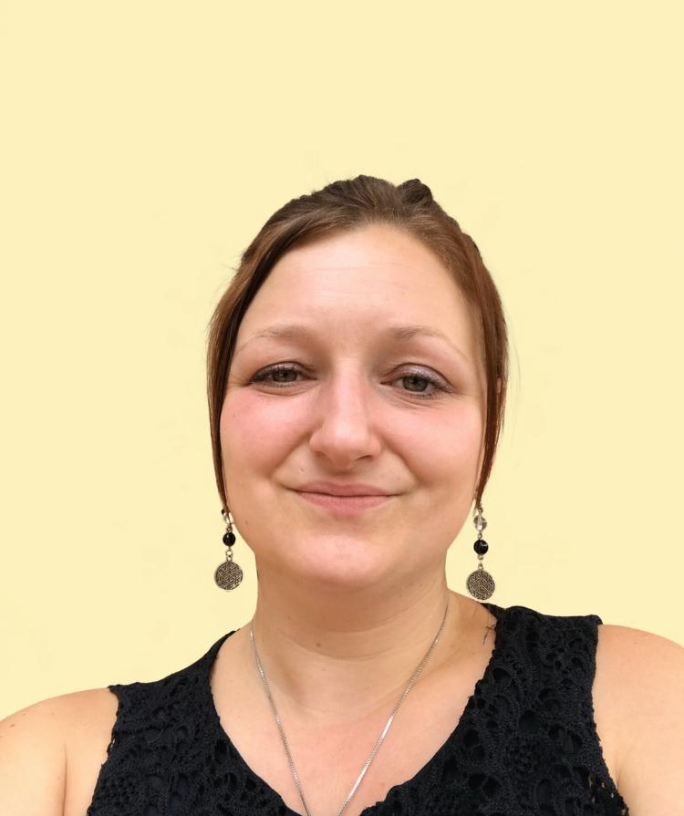 Oppas aangeboden voor vaste dagen, Oppas aan huis