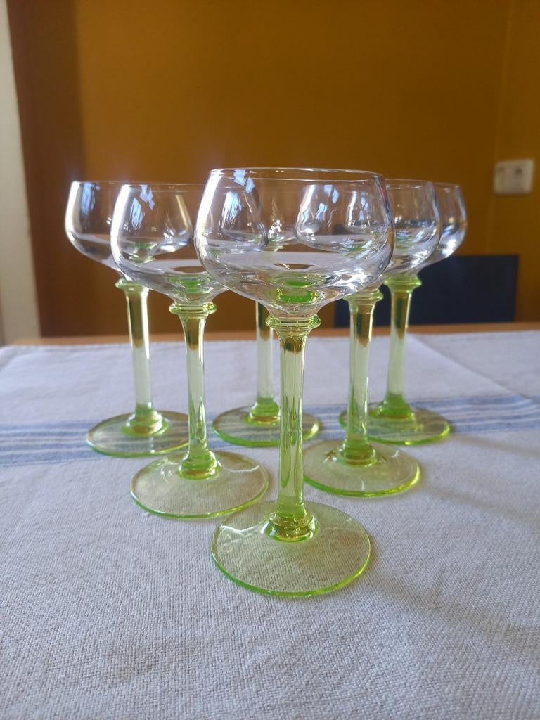 Set van 6 vintage uranium glazen, Antiek en Kunst, Antiek | Glas en Kristal, Ophalen of Verzenden