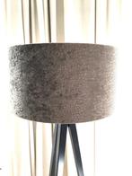 2 Grote Lampenkappen | diameter 50 cm, Ophalen, 25 tot 50 cm, Beige, Rond