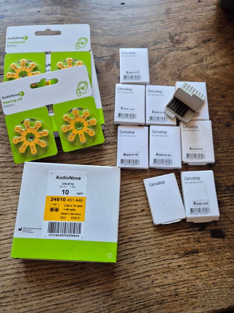 Batterijen maat 10 en filters hoortoestellen phonak., Audio, Tv en Foto, Ophalen of Verzenden, Nieuw