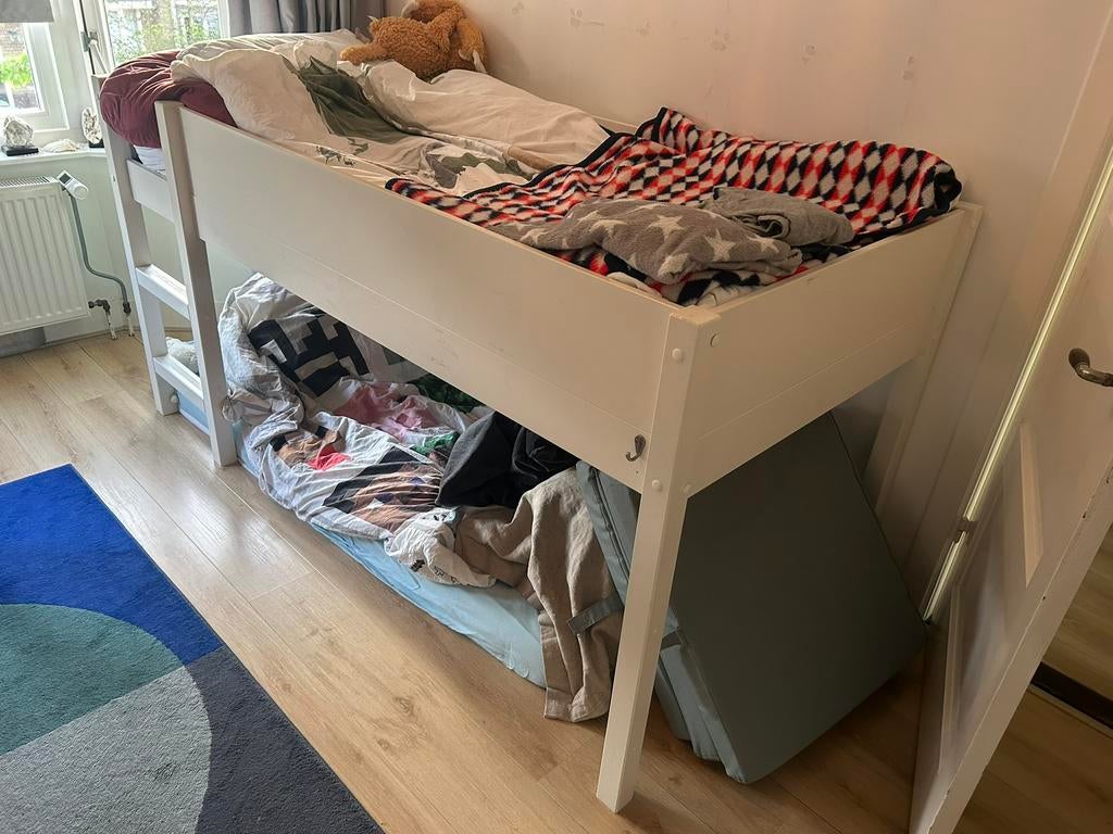 Half hoogslaper, Kinderen en Baby's, Kinderkamer | Stapelbedden en Hoogslapers, Ophalen, Zo goed als nieuw, Hoogslaper