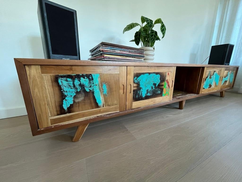 Robuust Balinees houten vintage TV meubel (Daan Hout), Huis en Inrichting, Kasten | Televisiemeubels, Ophalen, Balinees / Vintage / Robuust